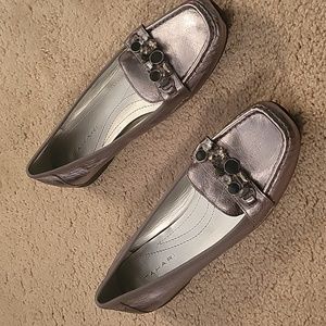 Silver metallic flats